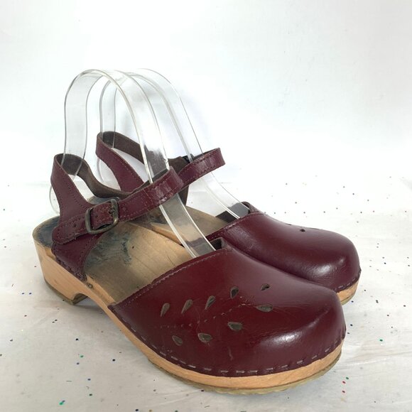 Vollsjo Wine Burgundy Leather Wood Swedish Clogs Mary Jane Ankle Strap - Size 38 - Picture 2 of 13
